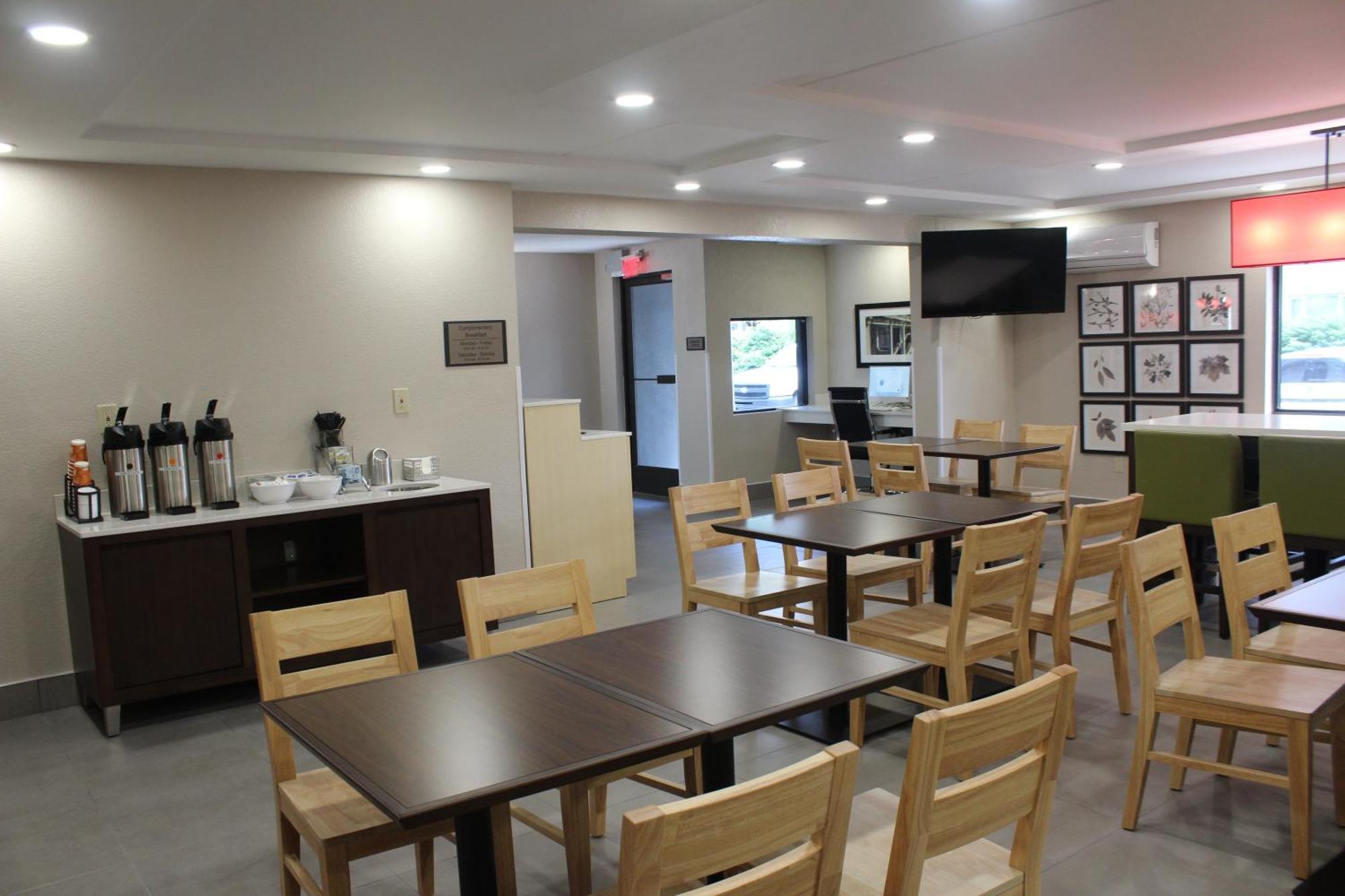 Country Inn & Suites By Radisson, Dunbar - Charleston מראה חיצוני תמונה